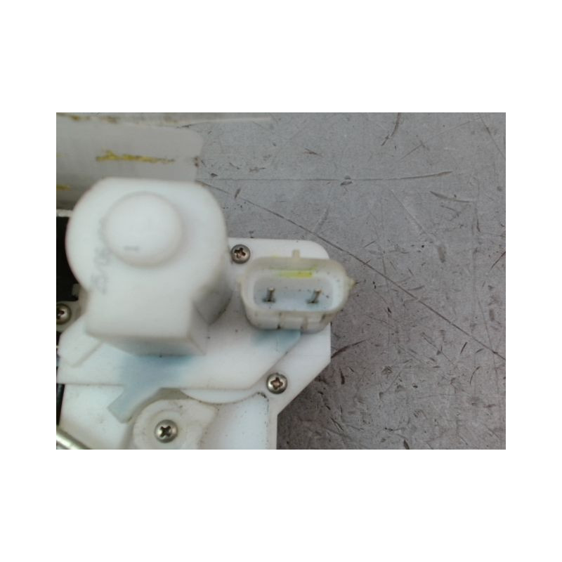 SYSTEME CONDAMNATION AVANT DROIT VOLKSWAGEN FOX (5Z) 2005-2011