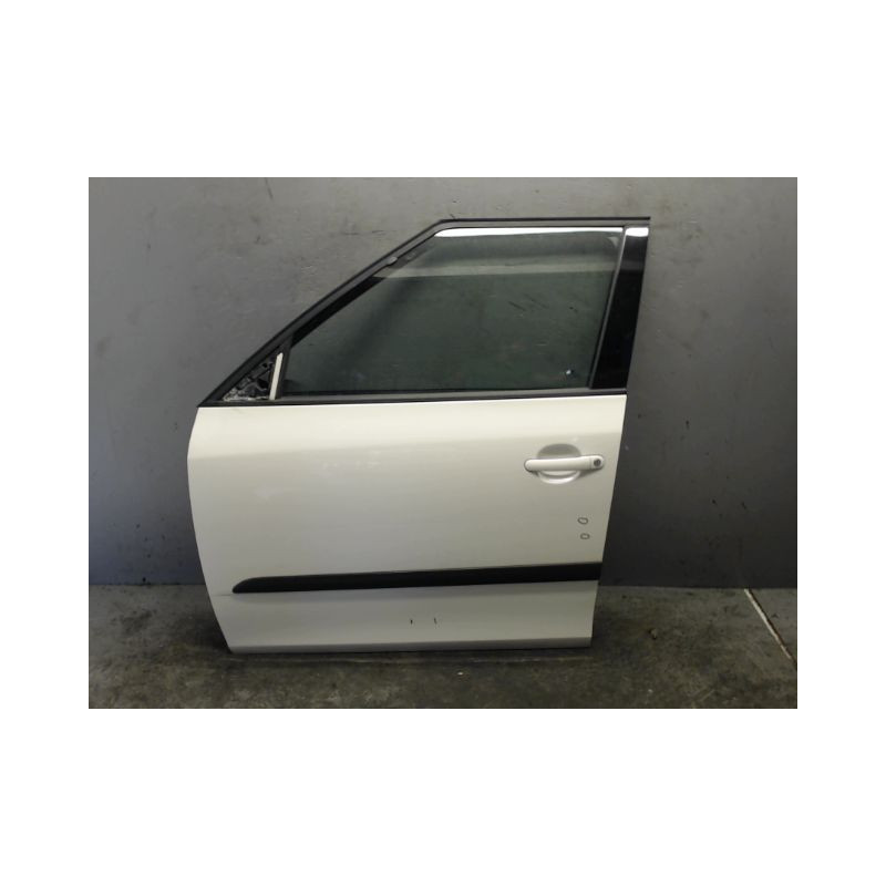 PORTE AVANT GAUCHE SKODA FABIA