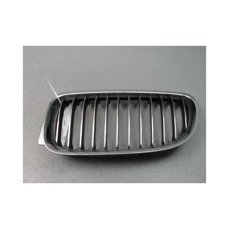 GRILLE CALANDRE GAUCHE BMW SERIE 3 BERL. V Phase 2 (E90) 2008-2011