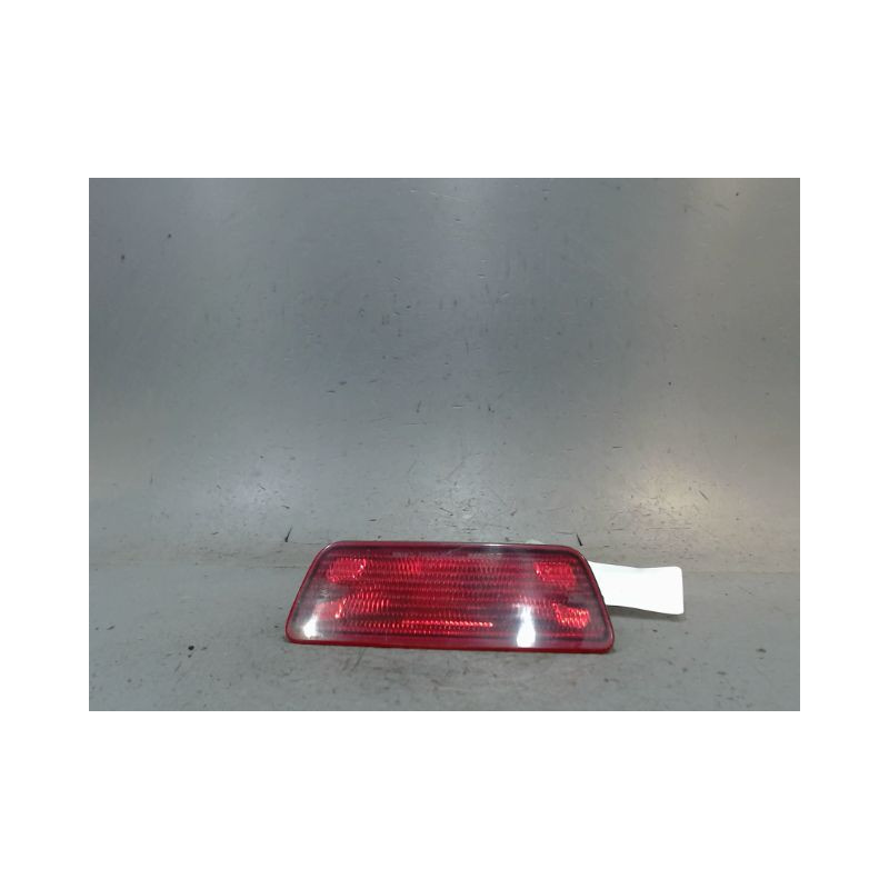 FEU BROUILLARD CENTRAL ARRIERE NISSAN JUKE
