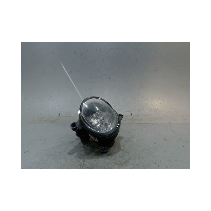 PHARE ANTIBROUILLARD AVANT GAUCHE AUDI A1