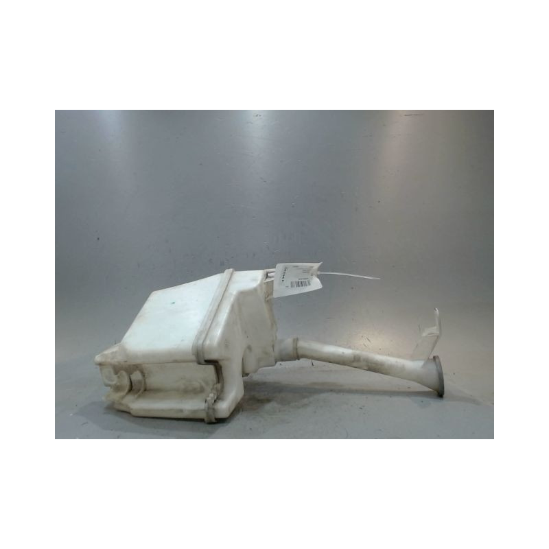 RESERVOIR LAVE-GLACE AVANT NISSAN JUKE