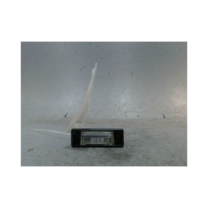 ECLAIREUR PLAQUE DE POLICE GAUCHE NISSAN JUKE