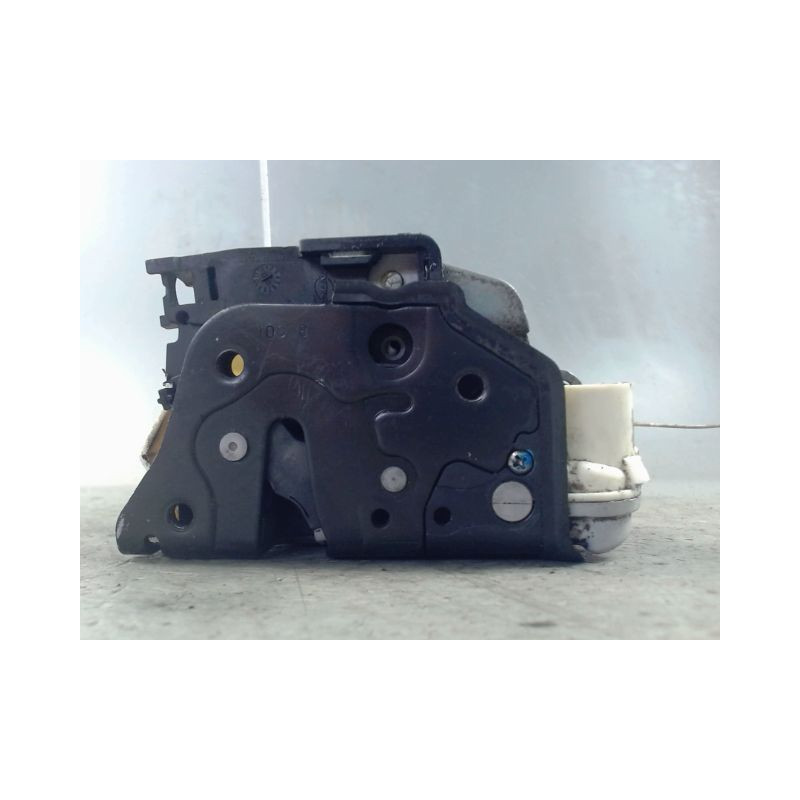 SYSTEME CONDAMNATION AVANT GAUCHE SEAT LEON 2005-