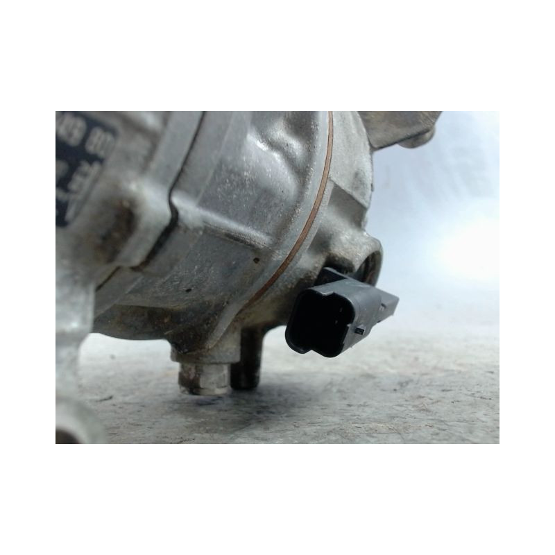 COMPRESSEUR AIR CONDITIONNE PEUGEOT 208