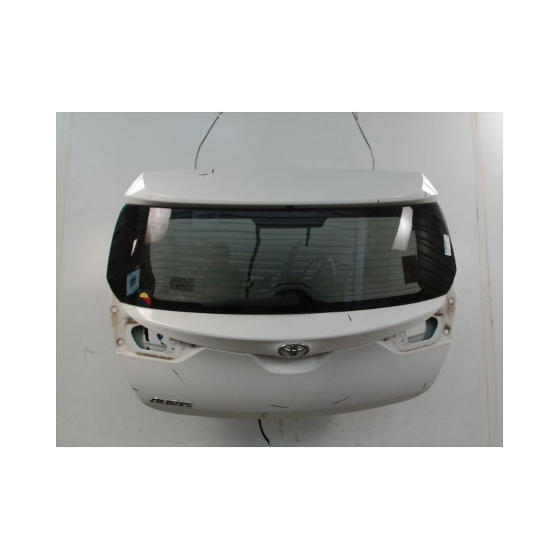 HAYON TOYOTA AURIS