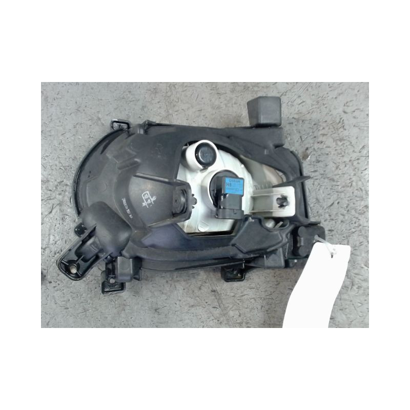 PHARE ANTIBROUILLARD AVANT DROIT KIA CEE-D