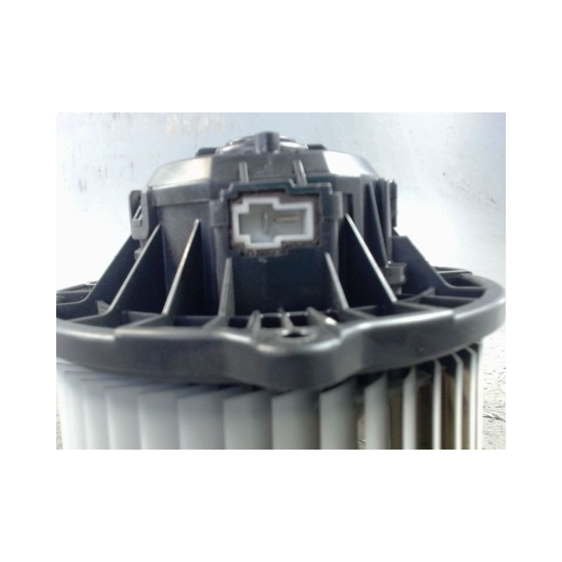 MOTEUR VENTILATEUR CHAUFFAGE KIA CEE-D