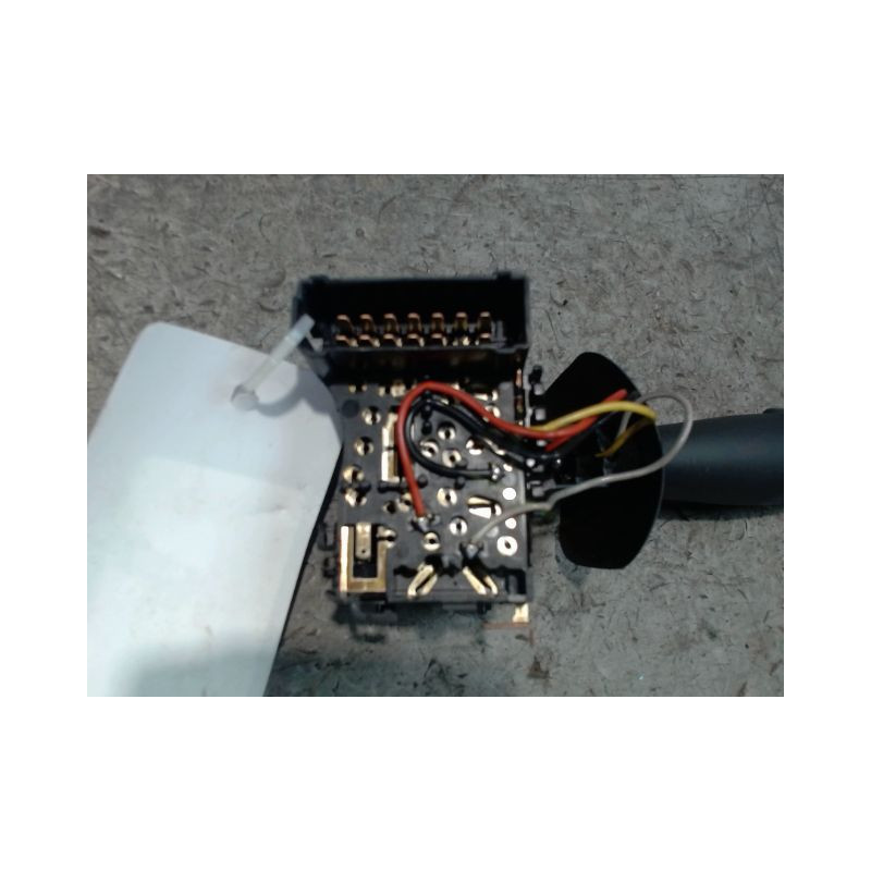 COMMANDE CLIGNOTANT RENAULT TWINGO 2 2010-
