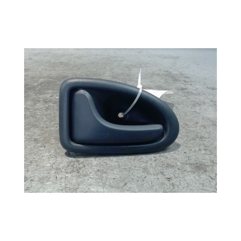 POIGNEE INTERIEURE PORTE AVANT GAUCHE RENAULT CLIO II PH.1 98-2001