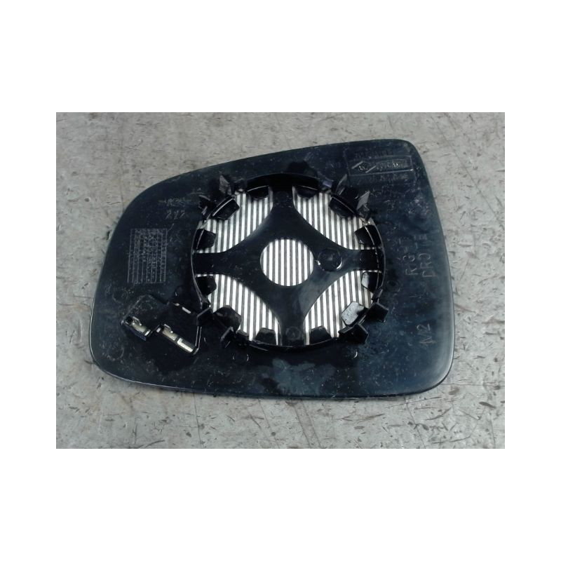 GLACE RETROVISEUR EXT D DACIA SANDERO 2008-