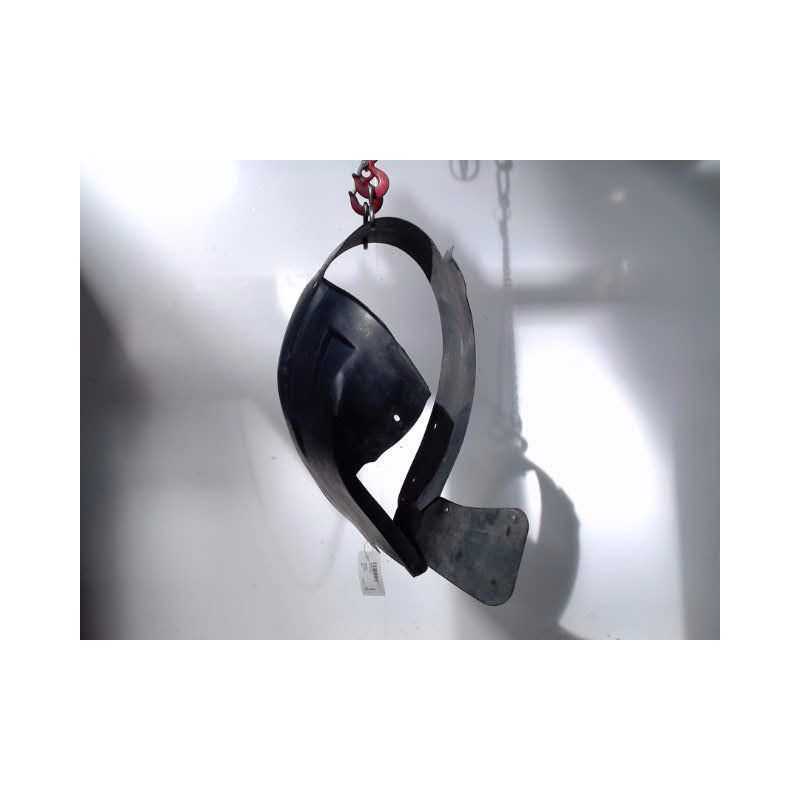 PARE-BOUE AVANT DROIT PEUGEOT 607 2004-