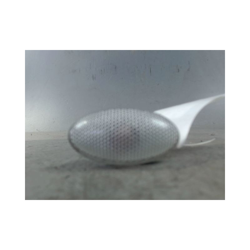 REPETITEUR AILE DROIT PEUGEOT 206 3P