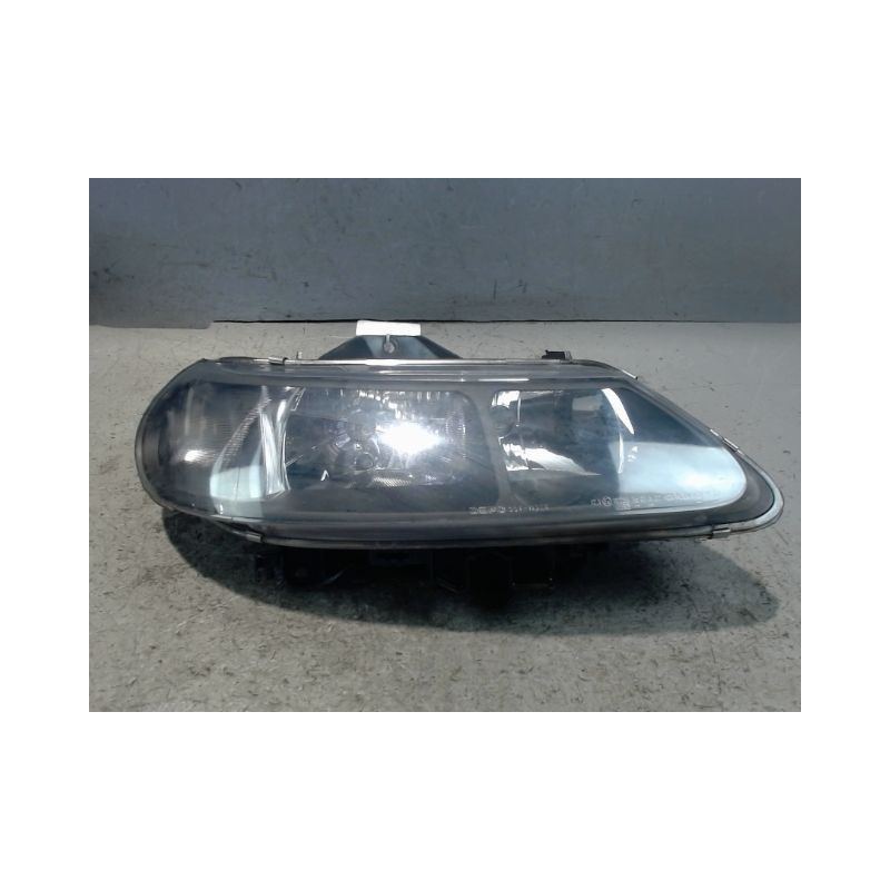 PHARE DROIT RENAULT LAGUNA 98-2000