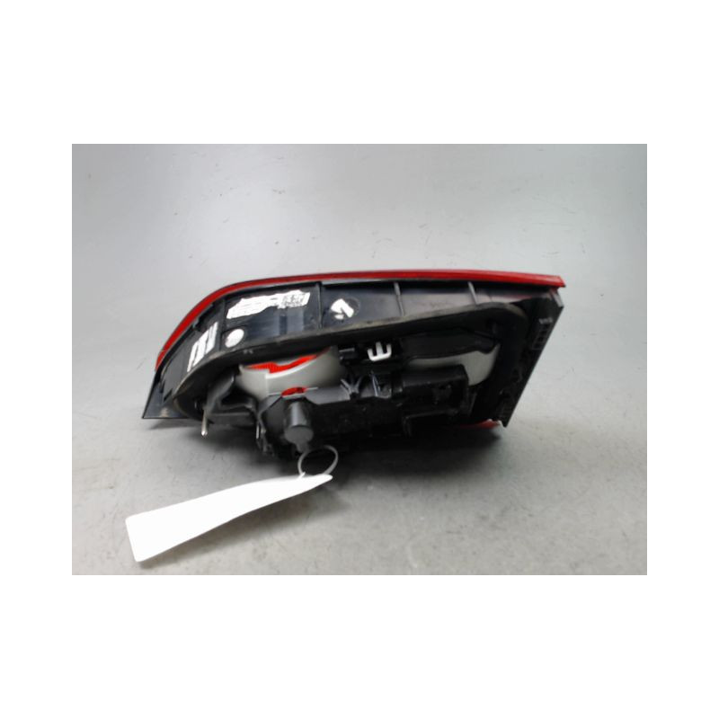 FEU ARRIERE INTERIEUR GAUCHE OPEL ASTRA BREAK 2004-