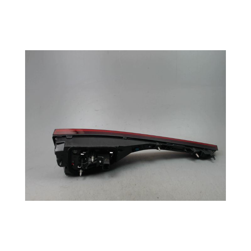FEU ARRIERE INTERIEUR DROIT RENAULT MEGANE IV PHASE 1 2015-