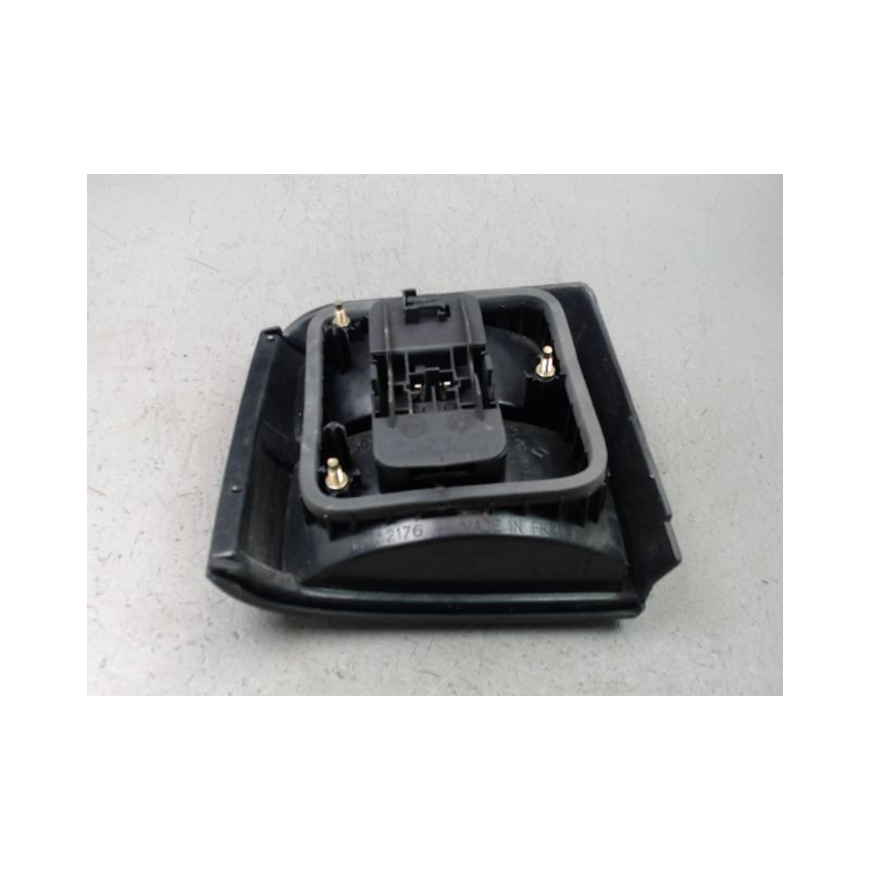 FEU ARRIERE DROIT RENAULT R21 BERL. Phase 2 1989-1994