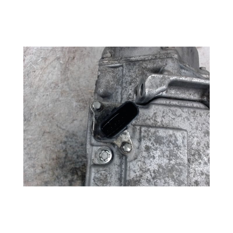 COMPRESSEUR AIR CONDITIONNE TOYOTA AURIS 2010-