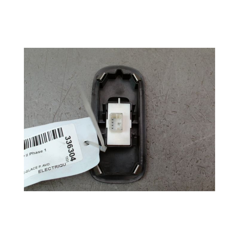 COMMANDE LEVE-GLACE PORTE AVD FIAT 500 II Phase 1 2007-...