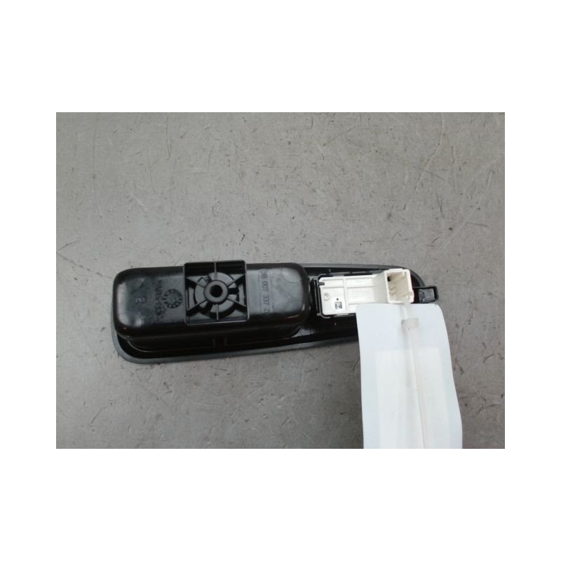 COMMANDE LEVE-GLACE PORTE ARG CITROEN C3 2009-