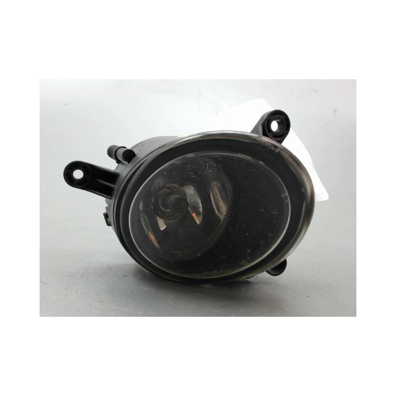 PHARE ANTIBROUILLARD AVANT DROIT AUDI A4 CABRIO 2P II Phase 1 2002-2005