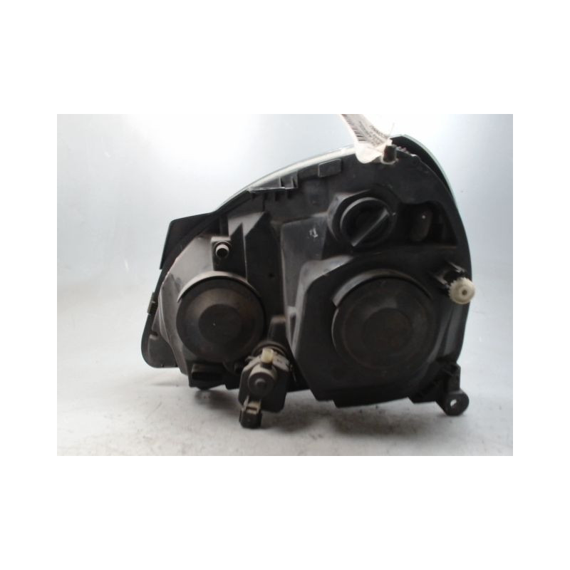 PHARE DROIT RENAULT CLIO