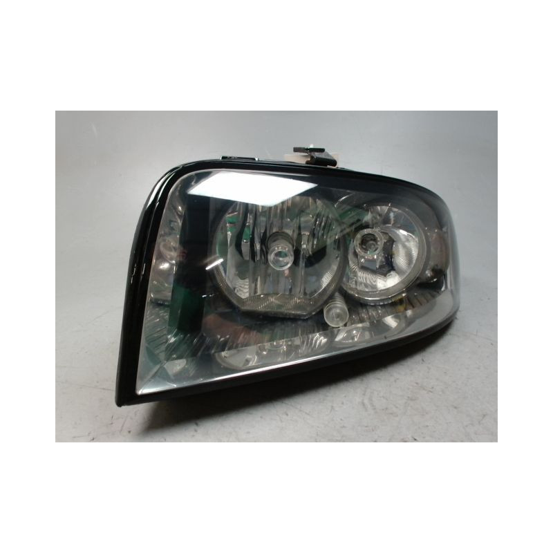 PHARE GAUCHE AUDI A2