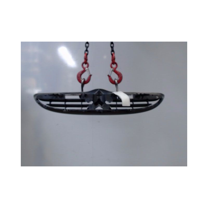 CALANDRE CITROEN SAXO 99-