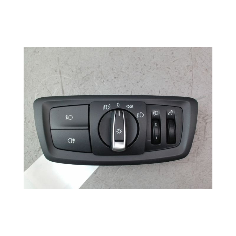 INTERIEUR COMMANDE PHARES BMW SERIE 1 II (F20/F21) 2011-...