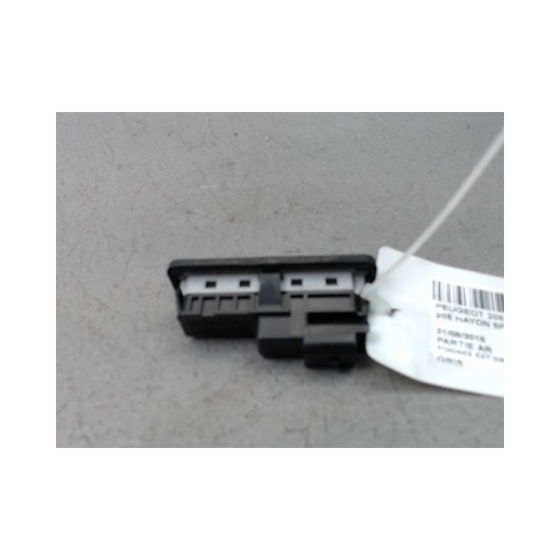 POIGNEE EXTERIEURE HAYON PEUGEOT 208 Phase 1 2012-...
