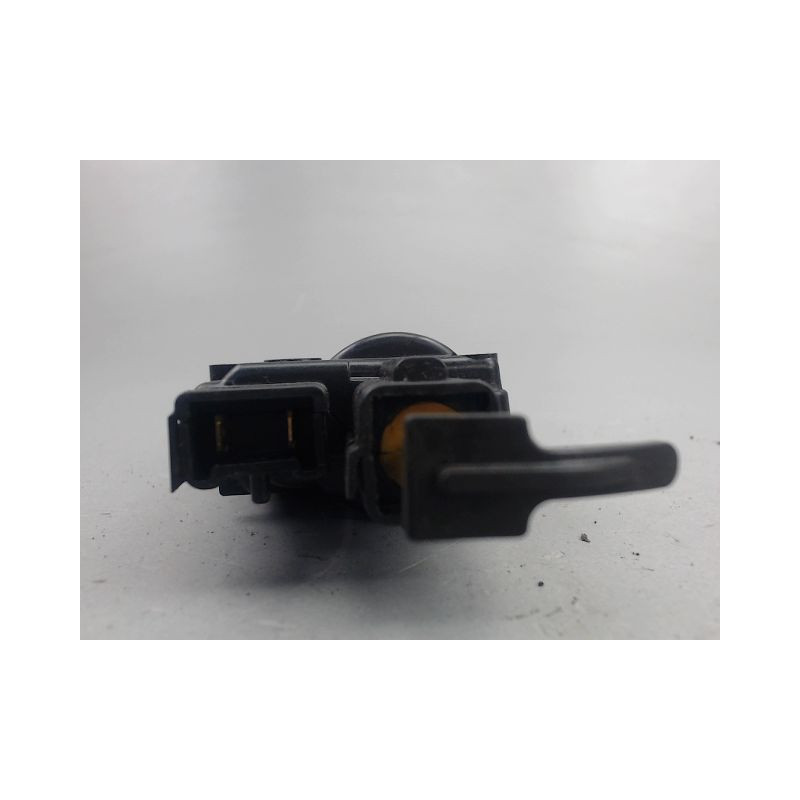 ACTIONNEUR TRAPPE CARBURANT RENAULT MEGANE