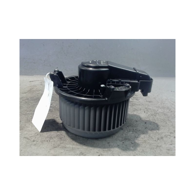 MOTEUR VENTILATEUR CHAUFFAGE TOYOTA VERSO 2010-