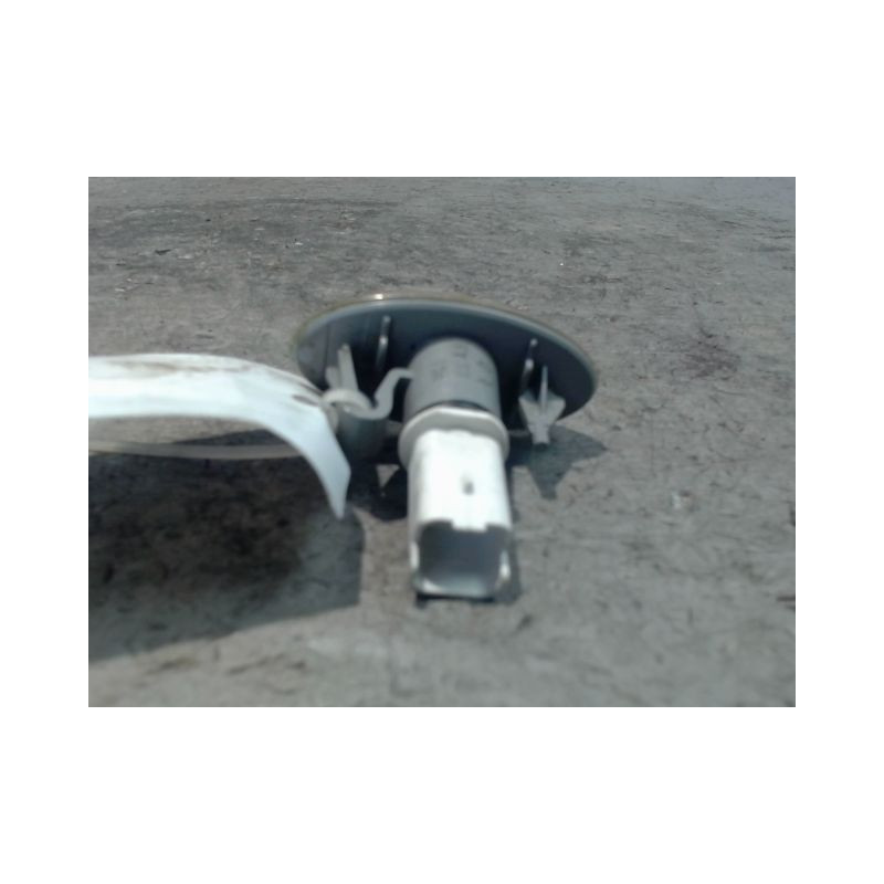 REPETITEUR AILE DROIT PEUGEOT 307 2001-2005