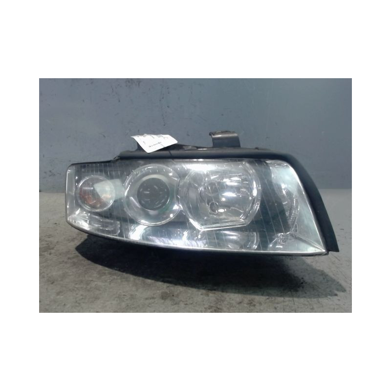 PHARE DROIT AUDI A4 AVANT 01-04