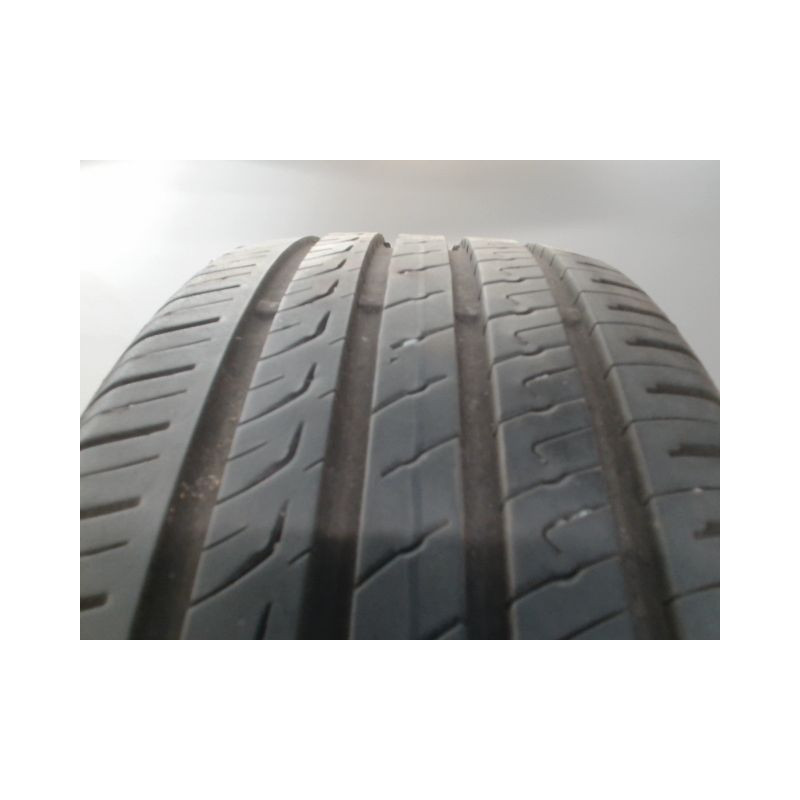 Pneu BARUM BRAVURIS 5 HM 205 60 16 92 H
