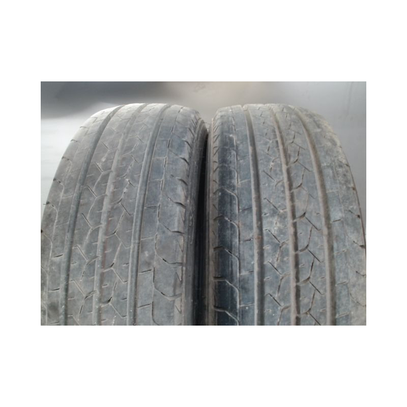 Paire de pneus BRIDGESTONE DURAVIS R660 215 70 15 109 S