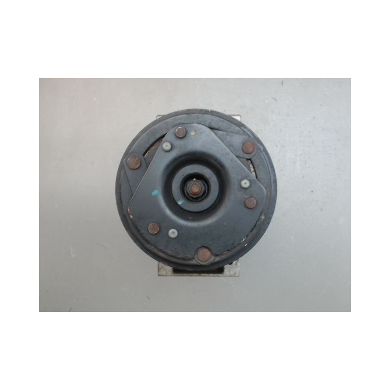 COMPRESSEUR AIR CONDITIONNE RENAULT MEGANE