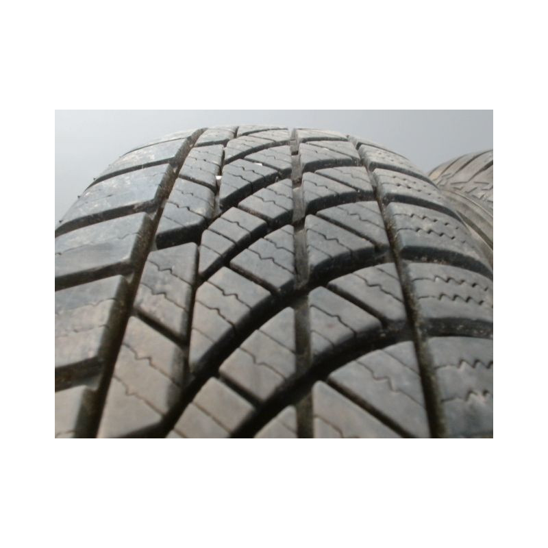 Paire de pneus NORAUTO 4 SEASONS 155 65 14 75 T