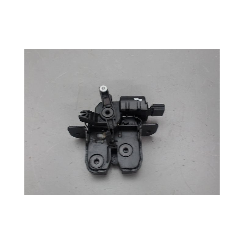 SERRURE COFFRE ARRIERE RENAULT MEGANE