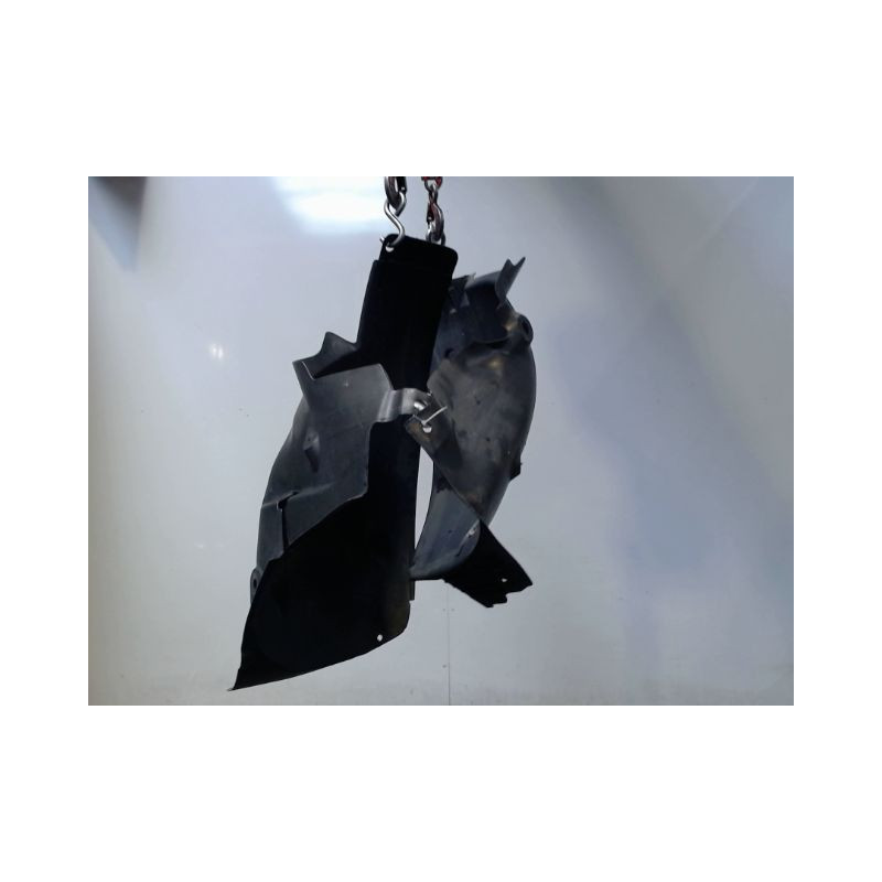 PARE-BOUE AVANT GAUCHE RENAULT MODUS LONGUE 2008-