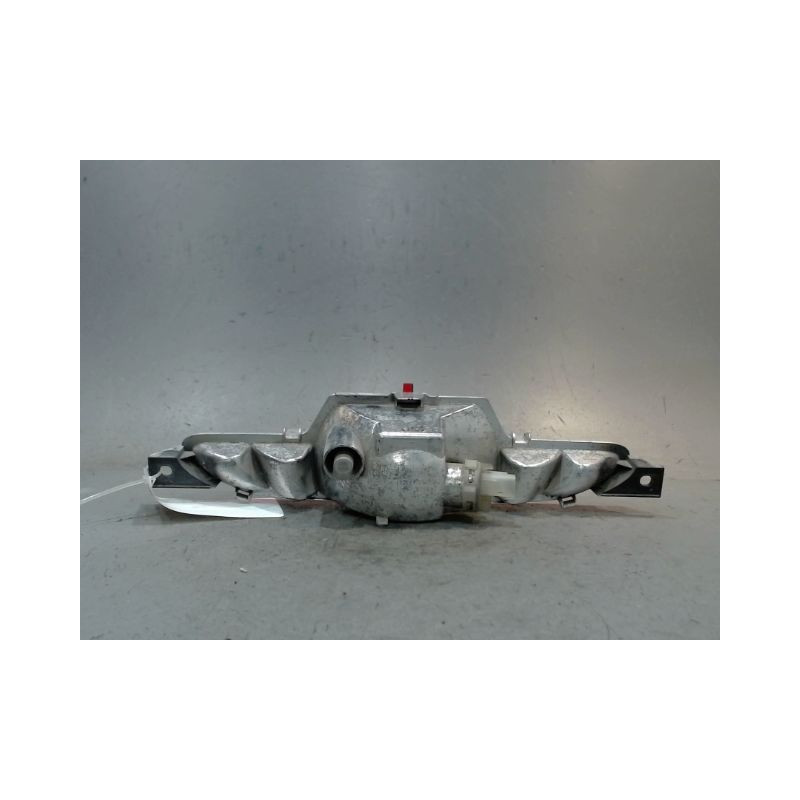 FEU BROUILLARD CENTRAL ARRIERE PEUGEOT 208