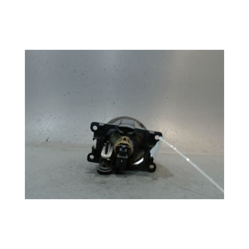PHARE ANTIBROUILLARD AVANT DROIT PEUGEOT 5008