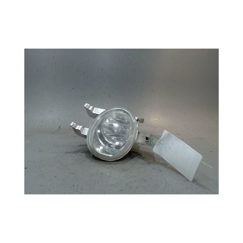 PHARE ANTIBROUILLARD AVANT GAUCHE PEUGEOT 206