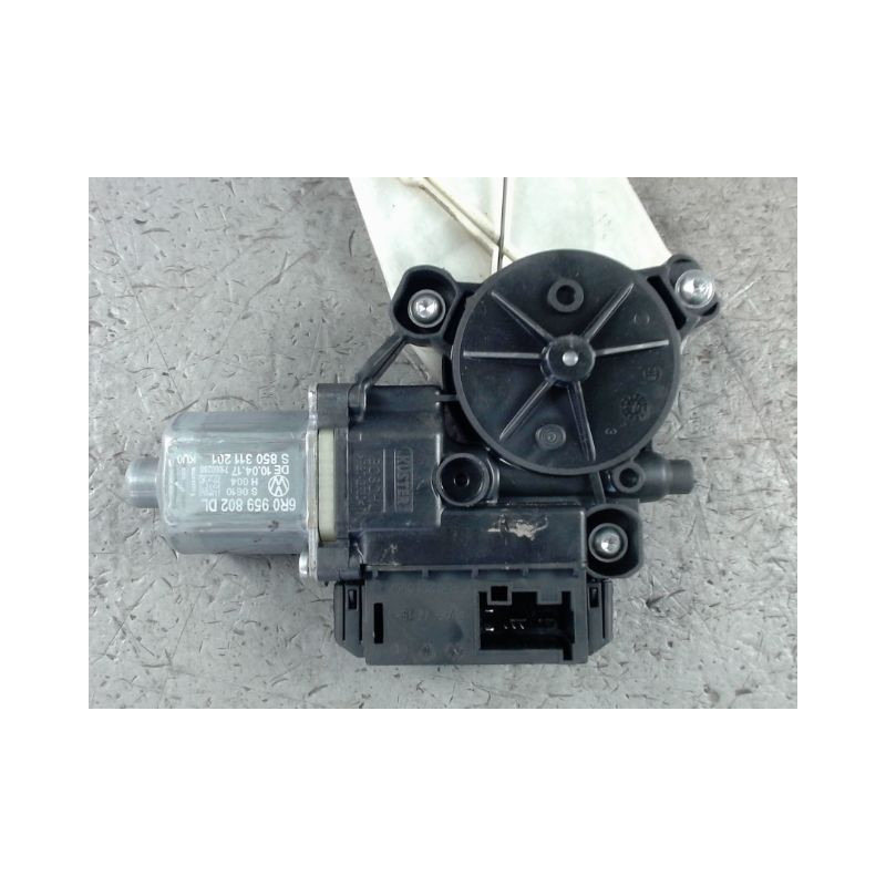 MECANISME+MOTEUR LEVE-GLACE AVANT DROIT VOLKSWAGEN POLO 2005-
