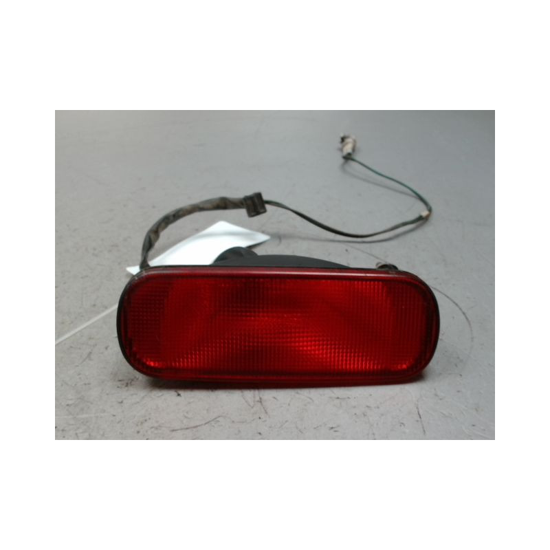 FEU BROUILLARD CENTRAL ARRIERE SUZUKI SWIFT 3P