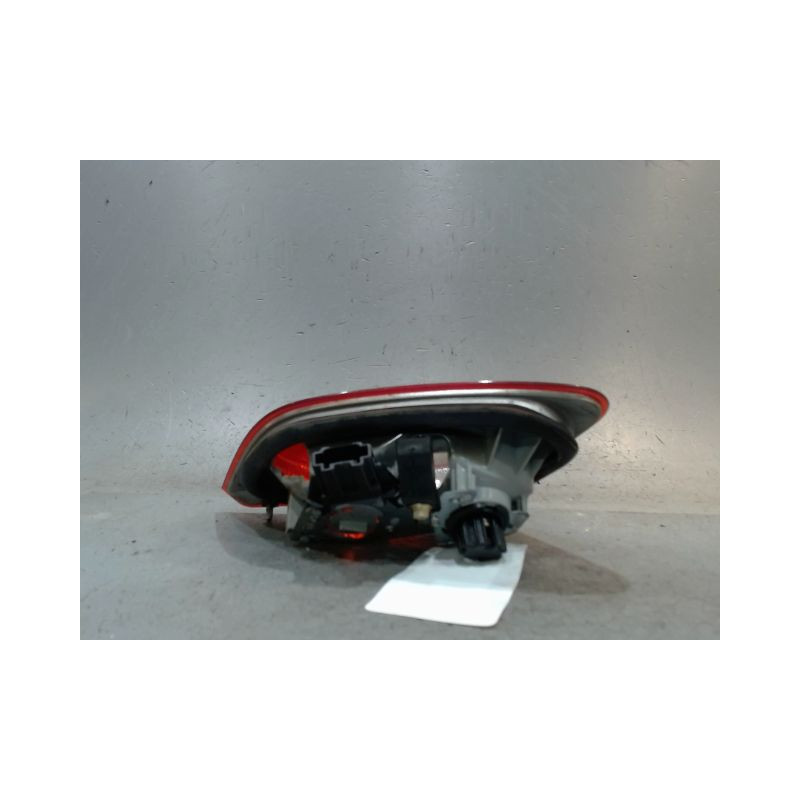FEU ARRIERE INTERIEUR DROIT MERCEDES E220
