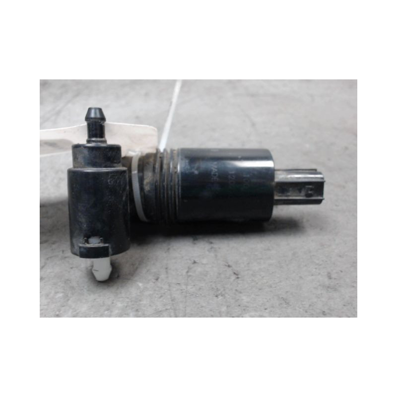 POMPE LAVE-GLACE AVANT VOLVO XC60