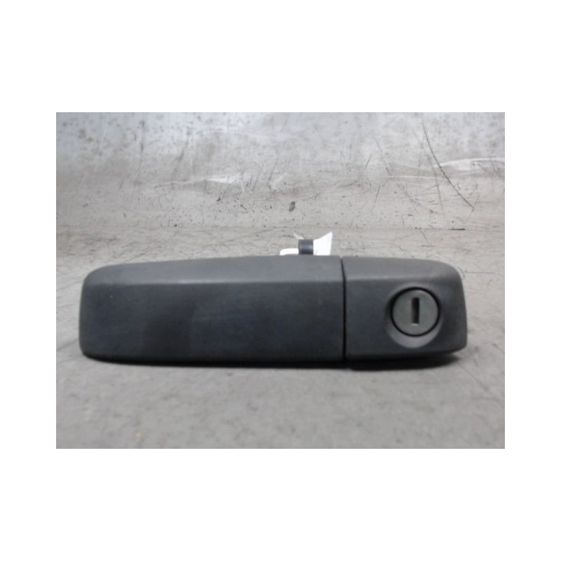 POIGNEE EXTERIEURE PORTE AVANT GAUCHE FIAT PANDA 2003-