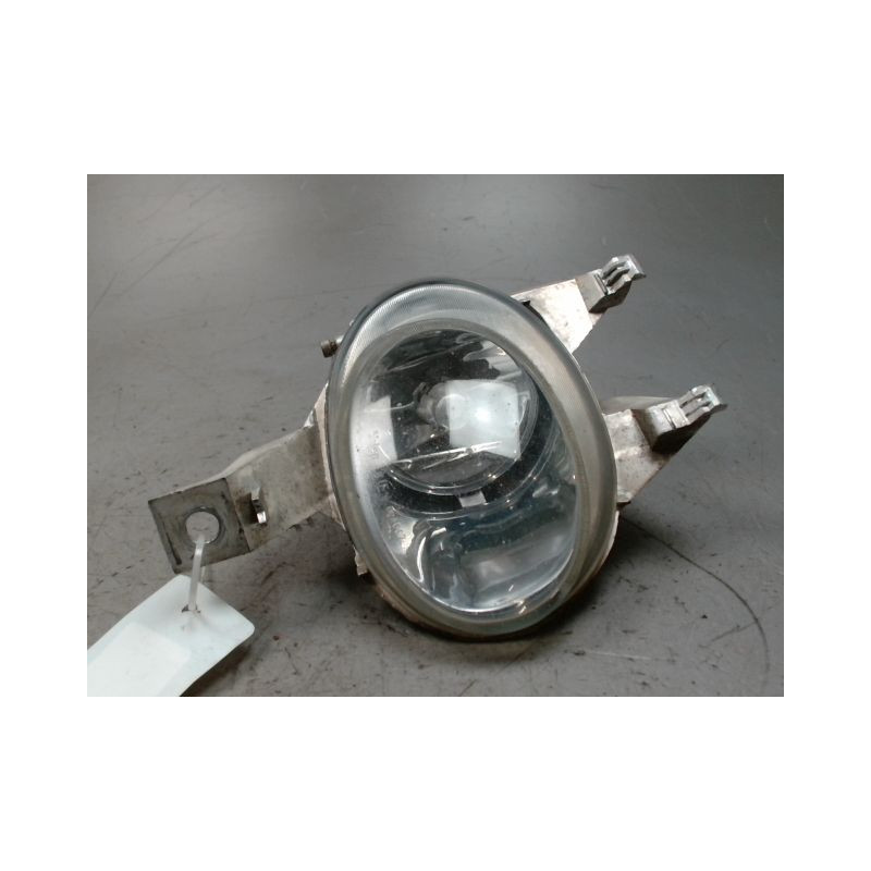 PHARE ANTIBROUILLARD AVANT DROIT PEUGEOT 206 SW 02-06