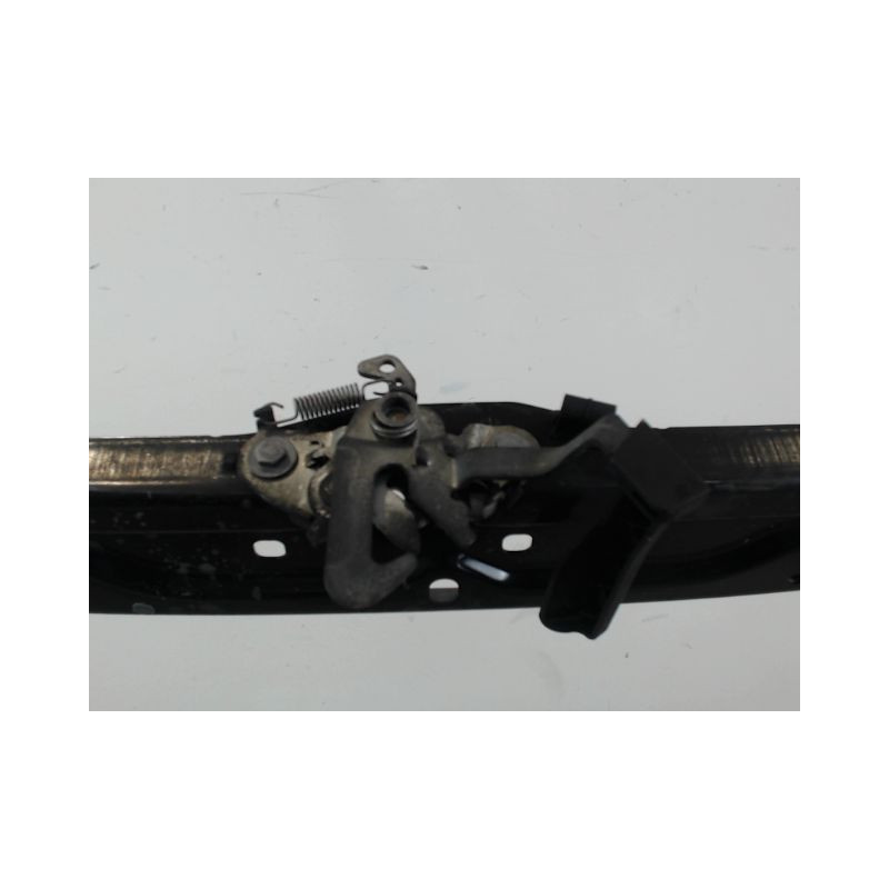 TRAVERSE SUPERIEURE ARMATURE AVANT PEUGEOT 206+ 2009-